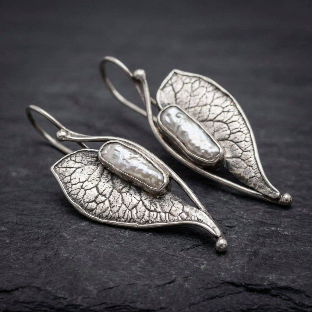 Elegant Leaf Pearl Earrings 91570829
