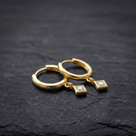 Elegant Minimalist Gold Drop Huggie