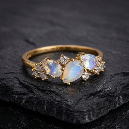 Elegant Moonstone Crystal Ring 35056657