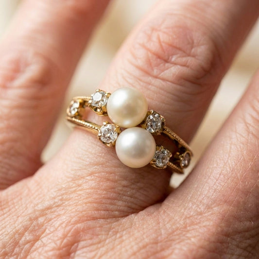 Elegant Pearl Diamond Ring