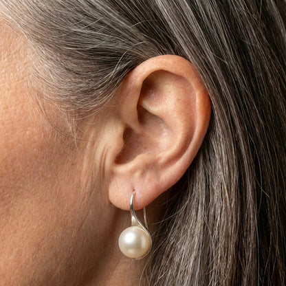 Elegant Pearl Drop Earrings