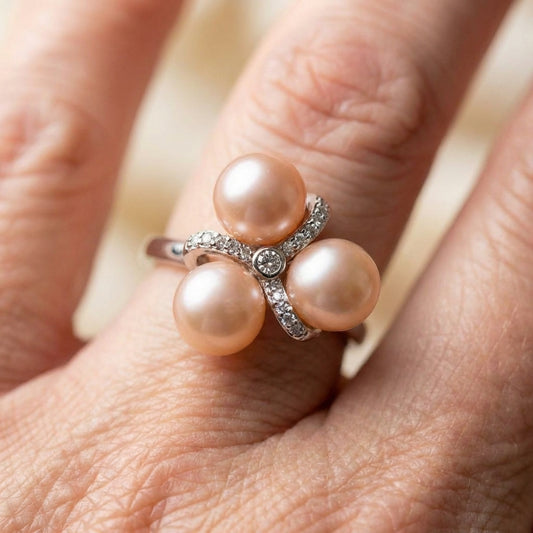 Elegant Pearl Statement Ring