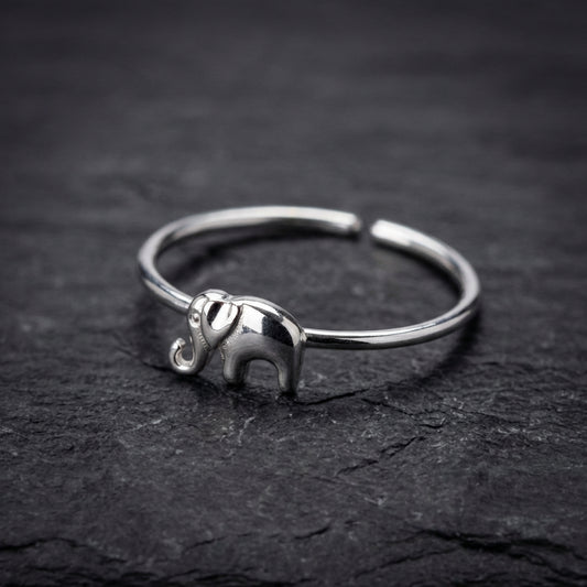 Elegant Silver Elephant Ring 75983577