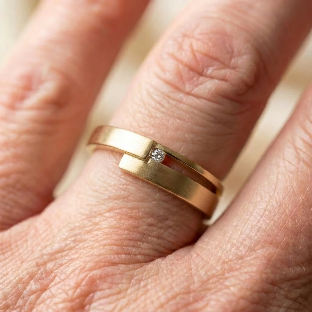 Elegant Wrap Around Gold Ring