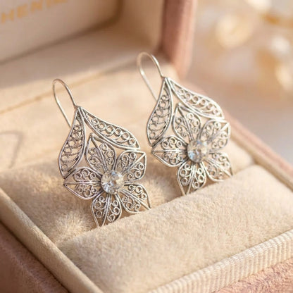 Vintage Filigree Leaf Earrings