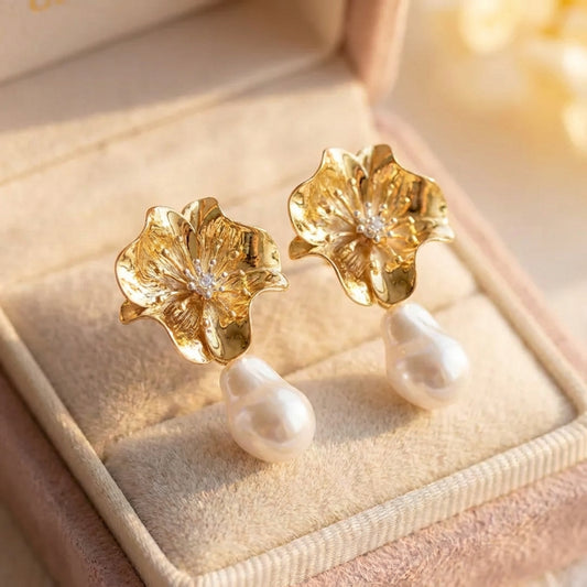 Vintage Flower Pearl Earrings