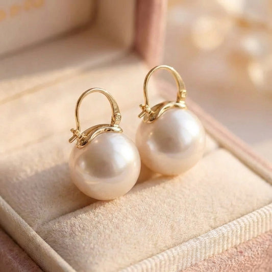 Golden Pearl Exquisite Earrings