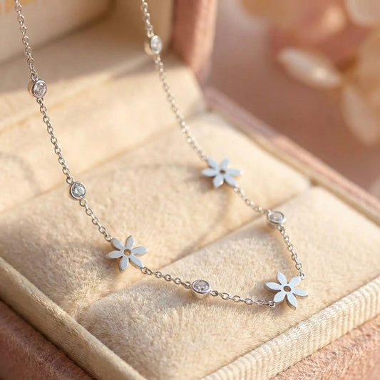 Vintage Flowers Crystal Zircon Necklace