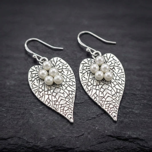 Vintage Pearl Leaf Earrings 25123277