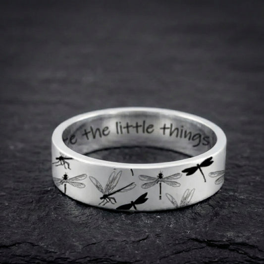 Minimalist Dragonfly Ring 61252152