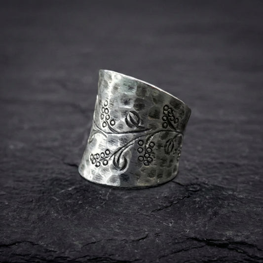 Handmade Thai Silver Ring 00635939
