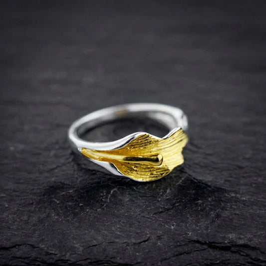 Elegant Gold Lotus Ring 09608104
