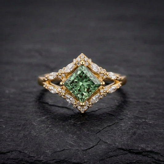Elegant Green Stone Ring 79349592