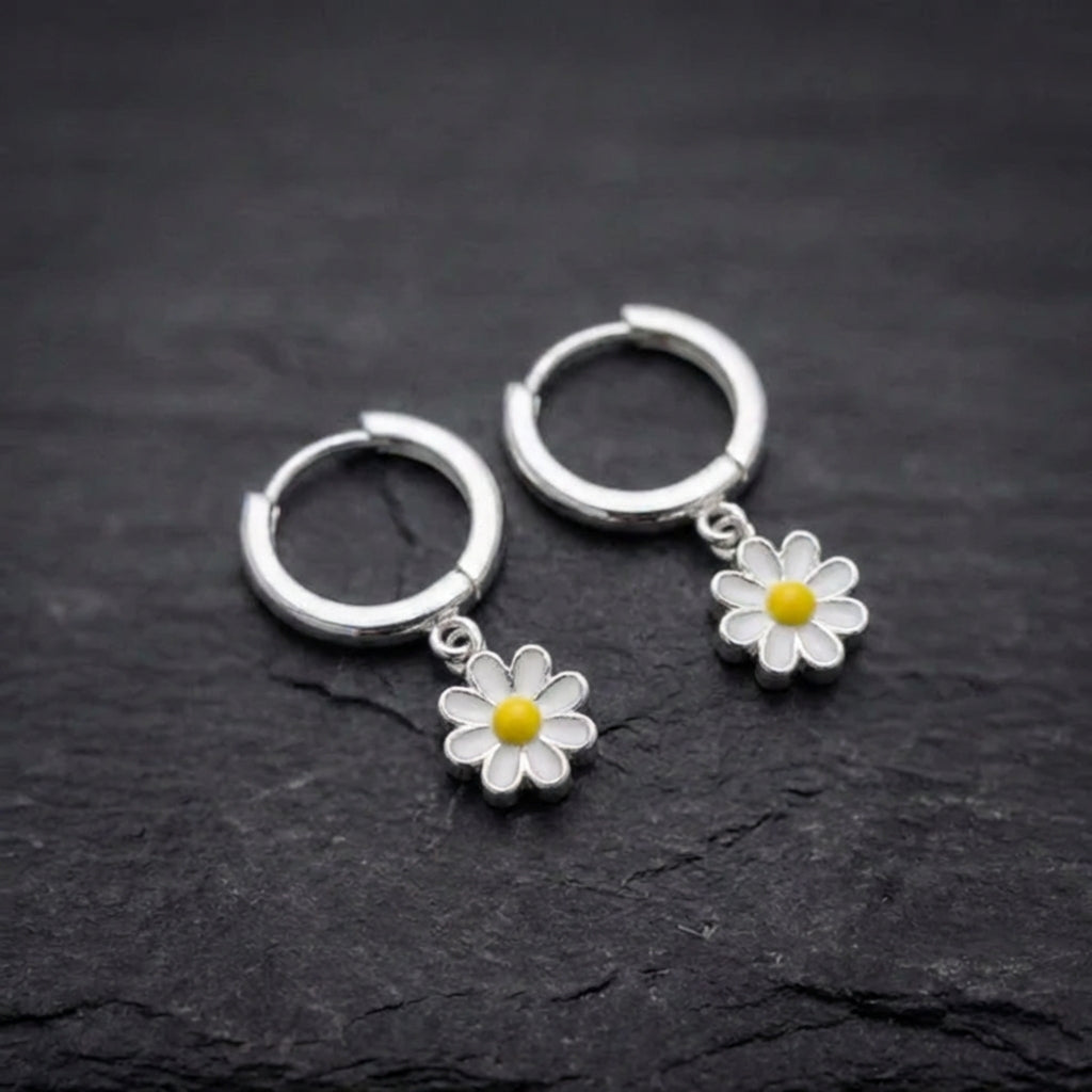 Elegant Daisy Pendant Earrings 28641393