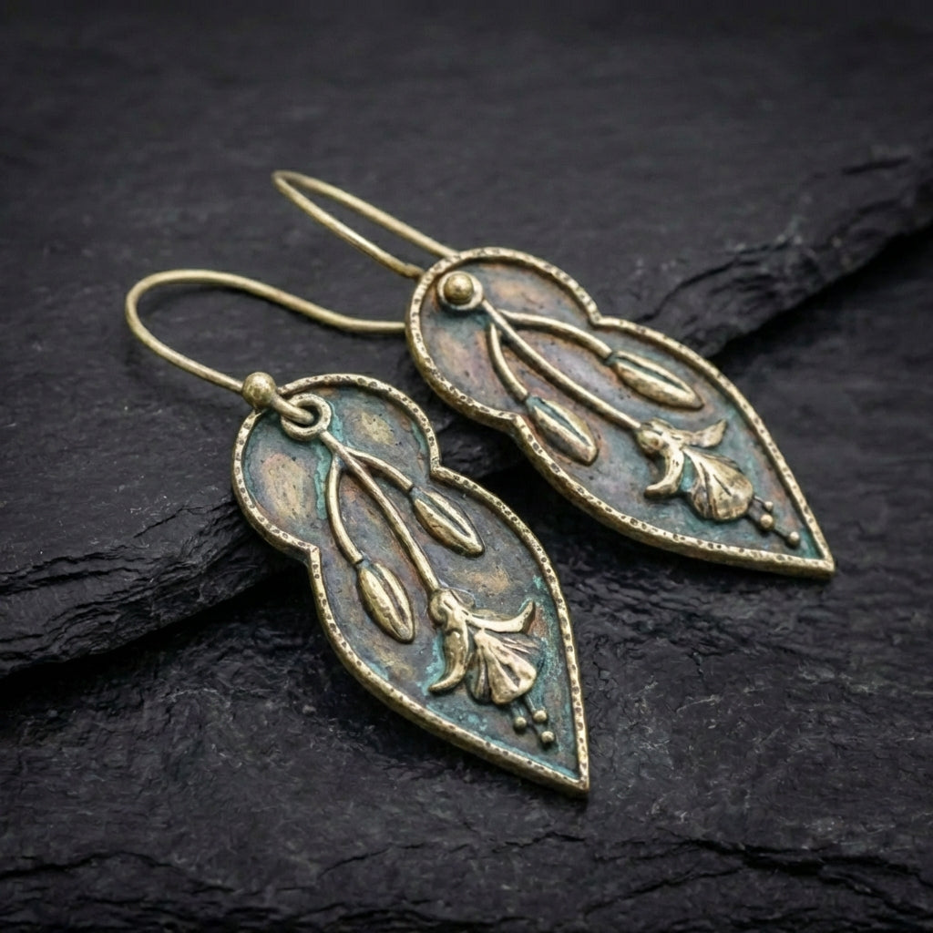 Vintage Leaf Dangle Earrings 58980420