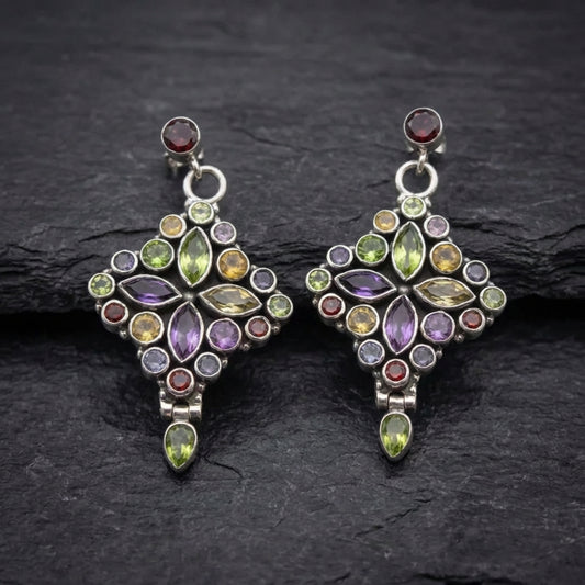 Vintage Gemstone Flower Earrings 08887644