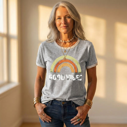 T-Shirt With Good Vibes Rainbow Graphic