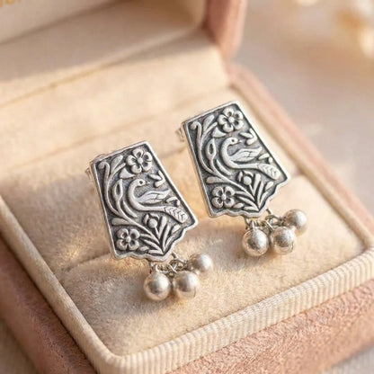Vintage Phoenix Pearl Earrings