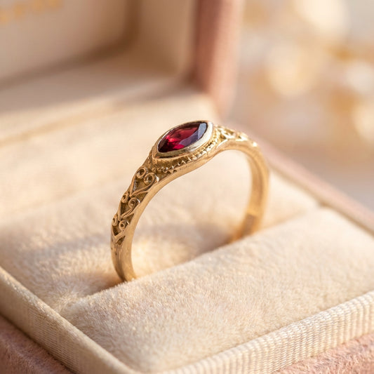 Golden Vintage Ring With Red Crystal