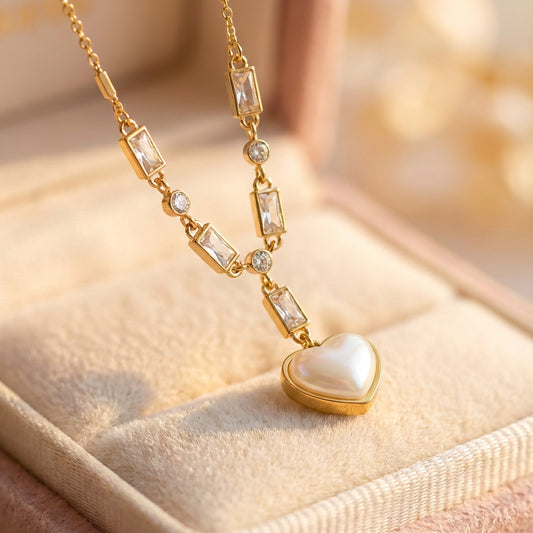 Heart Dazzling Pearl Gold Necklace