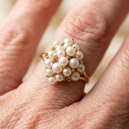 Inlaid Pearls Gold Ring