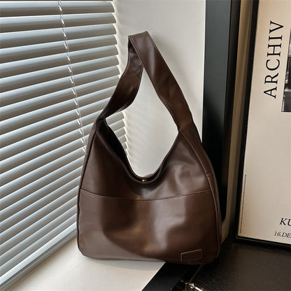 Large Leather Slouch Shoulder Bag – Relaxed Everyday Hobo Tote With Logo Patch