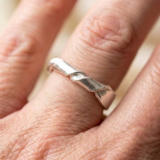 Minimalist Silver Geometric Ring