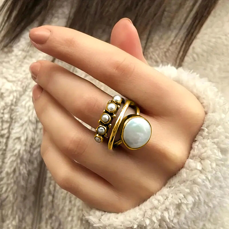 Classic Silver Ring with Timeless Appeal