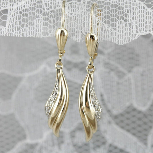 Stunning Earring for Daily Wear