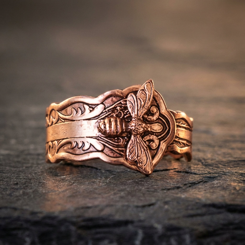 Vintage Bee Statement Ring 41423891
