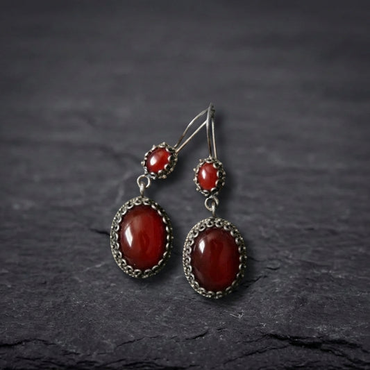 Vintage Crimson Glow Drop