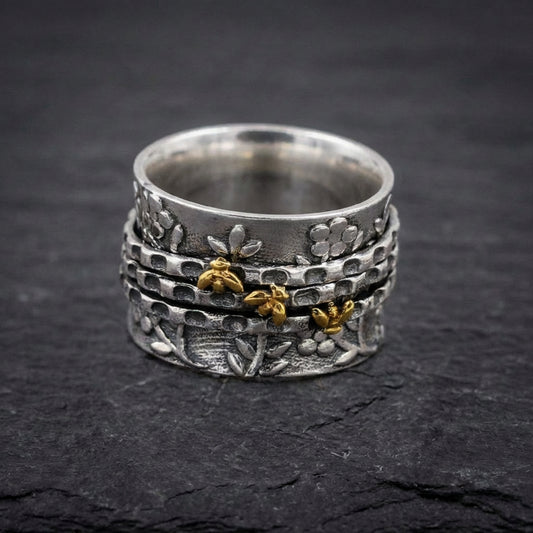 Vintage Daisy Bee Ring 90357048