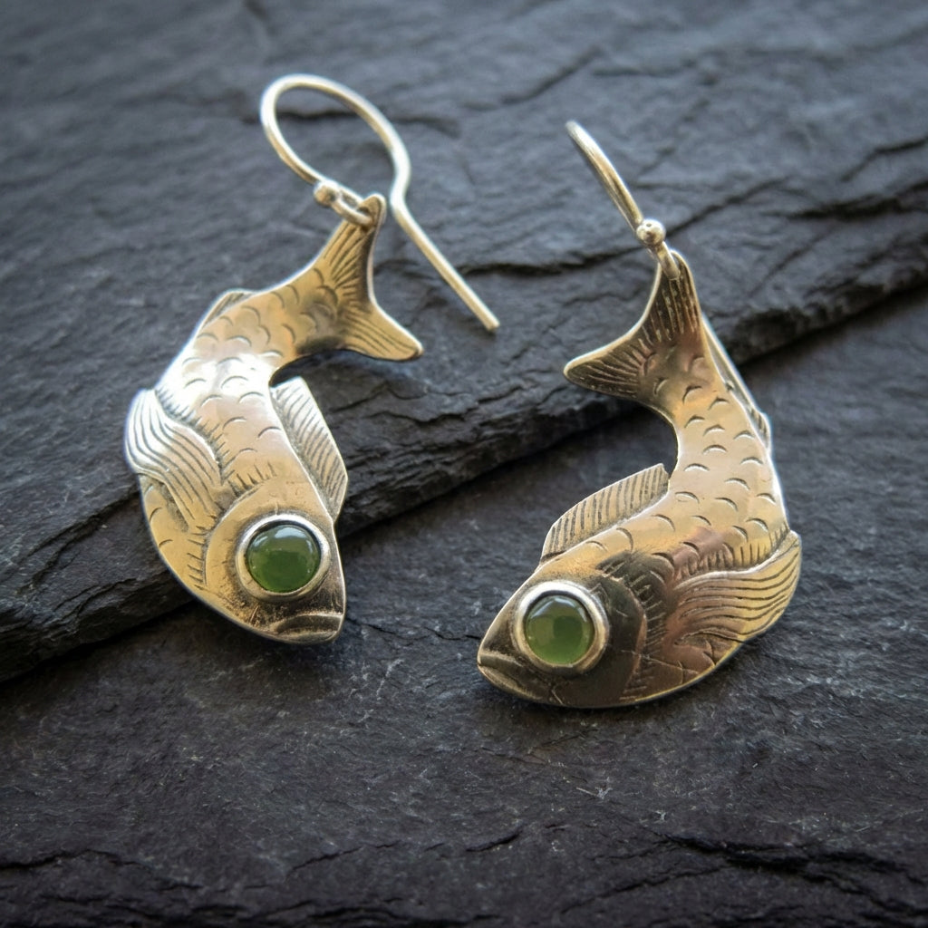 Vintage Fish Green Stone Earrings 75279277