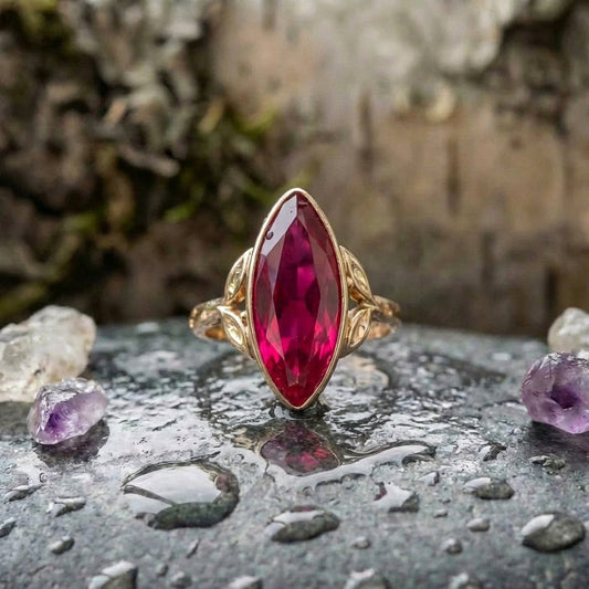 Vintage Garnet Oval Crystal Gold Ring
