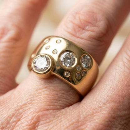 Vintage Gold Inlaid Stones Ring