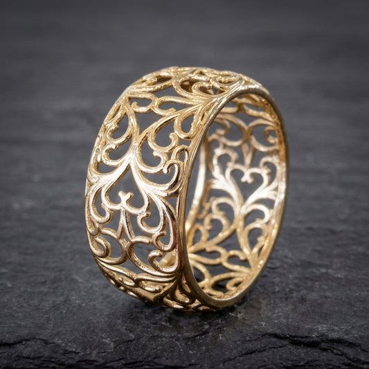 Vintage Golden Hollow Ivy Ring