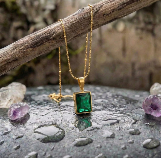 Vintage Green Cubic Zirconic Square Necklace