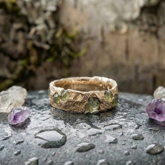 Vintage Green Golden Forged Ring