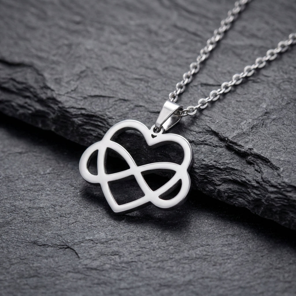Vintage Infinite Heart Silver Necklace