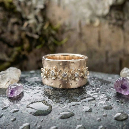 Vintage Inlaid Flower Golden Plated Ring