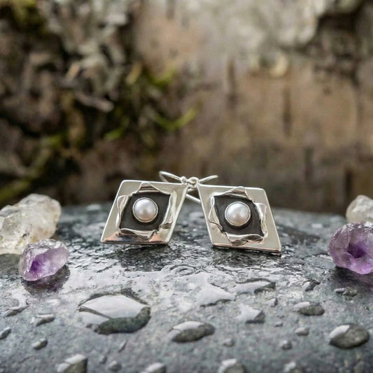 Vintage Inlaid Pearl Silver Earrings