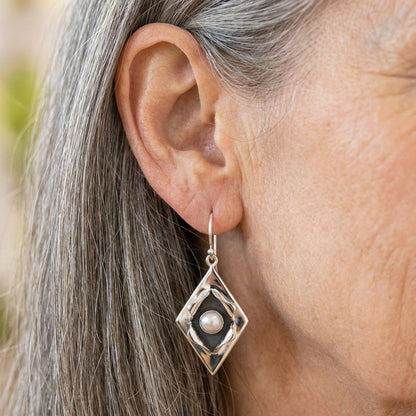 Vintage Inlaid Pearl Silver Earrings
