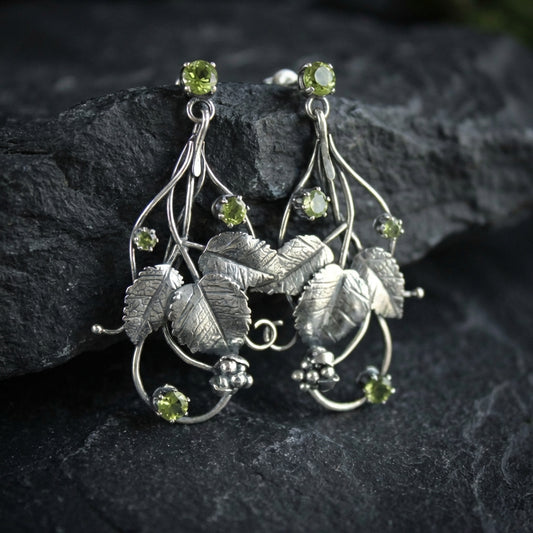 Vintage Leaf Peridot Earrings 66860984