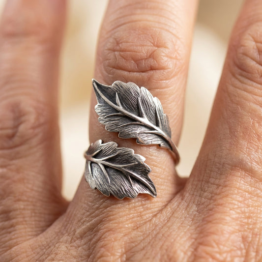 Vintage Leaf Ring