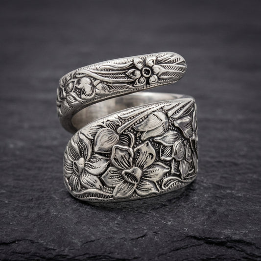 Vintage Lily Flower Ring 52142861