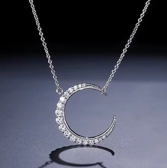 Vintage Moon Silver Necklace (1)