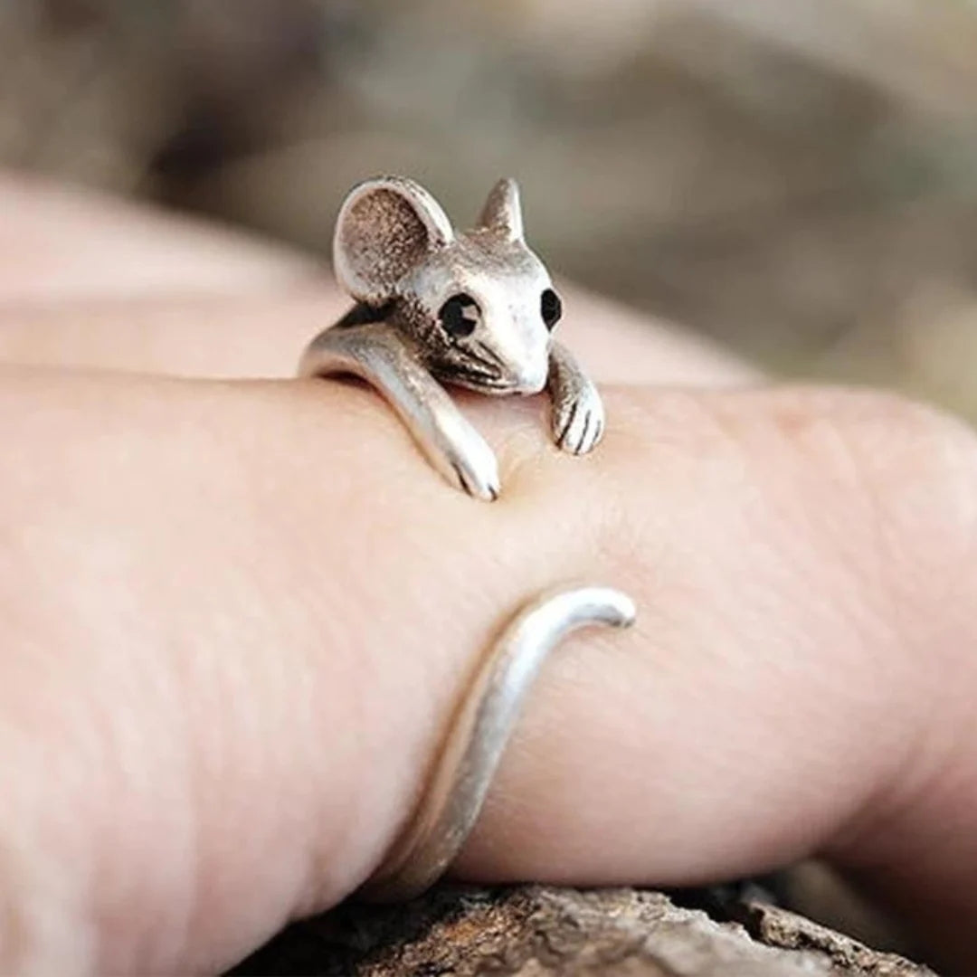 Vintage Mouse Silver Ring (1)