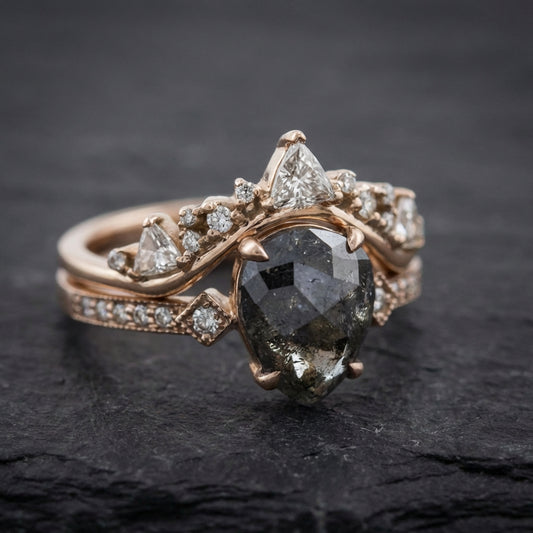 Vintage Nature Stone Gold & Silver Ring