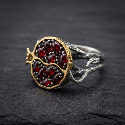 Vintage Pomegranate Garnet Ring 16418583