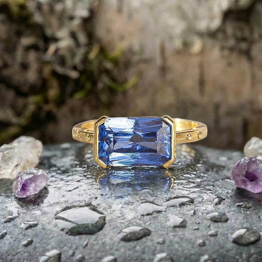 Vintage Rectangular Blue Glass Gold Ring